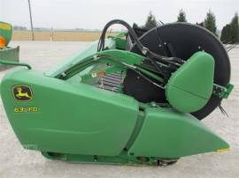 2014 JOHN DEERE 635FD