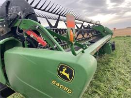 2017 JOHN DEERE 640FD