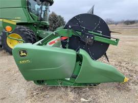 2017 JOHN DEERE 645FD