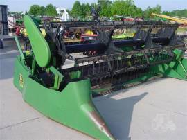 JOHN DEERE 213