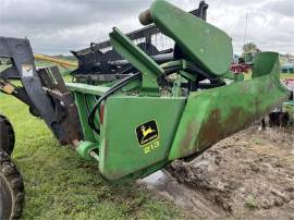 JOHN DEERE 213