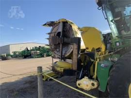 2006 JOHN DEERE 678