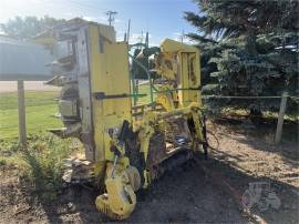 2006 JOHN DEERE 688