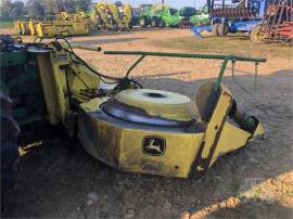 2009 JOHN DEERE 676