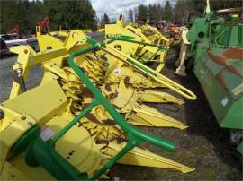 2009 JOHN DEERE 684