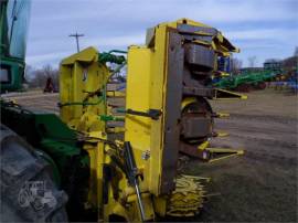 2009 JOHN DEERE 688