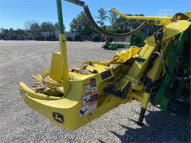 2016 JOHN DEERE 696