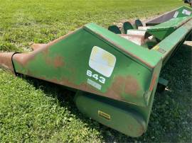 1977 JOHN DEERE 643