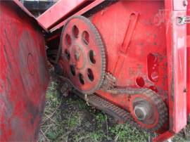 1992 MASSEY FERGUSON 883