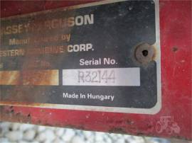 1994 MASSEY FERGUSON 883