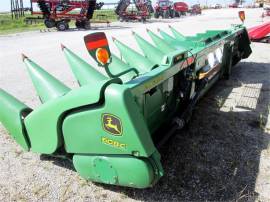 2009 JOHN DEERE 608C