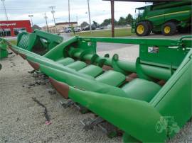 2010 JOHN DEERE 606C