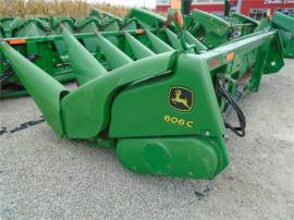 2010 JOHN DEERE 606C