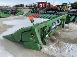 2010 JOHN DEERE 606C