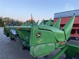 2010 JOHN DEERE 608C