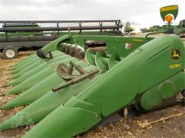 2010 JOHN DEERE 608C