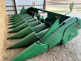 2010 JOHN DEERE 608C