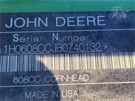 2011 JOHN DEERE 608C