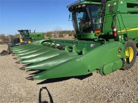 2011 JOHN DEERE 608C