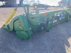 2011 JOHN DEERE 608C