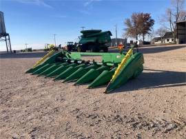 2011 JOHN DEERE 608C