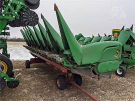 2011 JOHN DEERE 608C