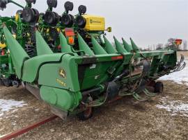 2011 JOHN DEERE 608C