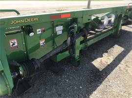 2017 JOHN DEERE 608C