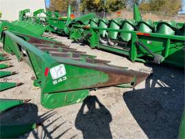 JOHN DEERE 643