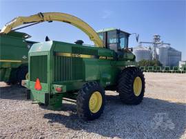 1994 JOHN DEERE 6810