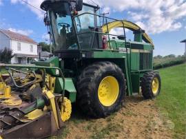 1996 JOHN DEERE 6710