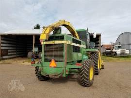 1998 JOHN DEERE 6850