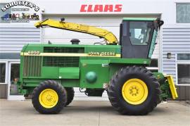 1999 JOHN DEERE 6850