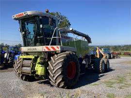 2002 CLAAS JAGUAR 900