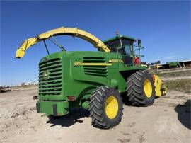 2007 JOHN DEERE 7400