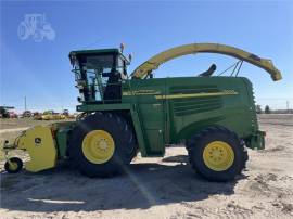 2007 JOHN DEERE 7400