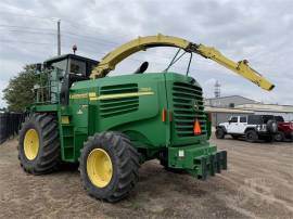 2010 JOHN DEERE 7550