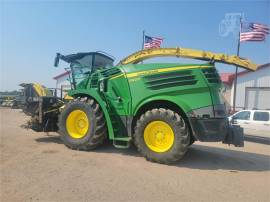 2015 JOHN DEERE 8400