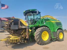 2015 JOHN DEERE 8400