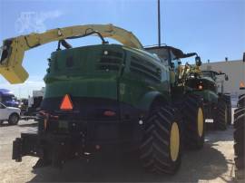 2015 JOHN DEERE 8600