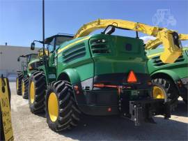 2015 JOHN DEERE 8600