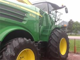 2016 JOHN DEERE 8700