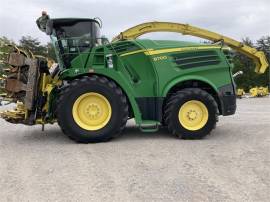 2016 JOHN DEERE 8700