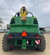 2016 JOHN DEERE 8800