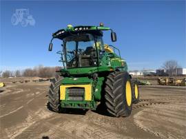 2016 JOHN DEERE 8800