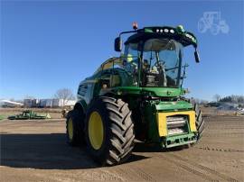 2016 JOHN DEERE 8800