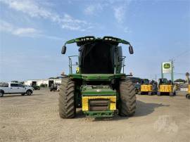 2016 JOHN DEERE 8800