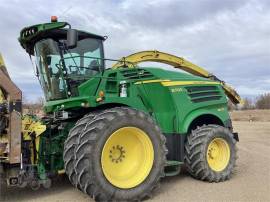 2017 JOHN DEERE 8700