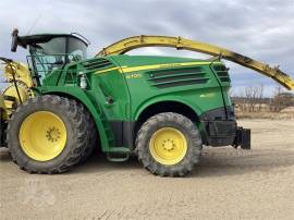 2017 JOHN DEERE 8700