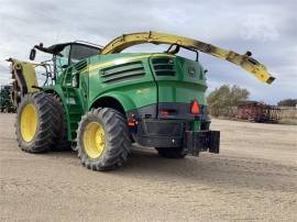 2017 JOHN DEERE 8700